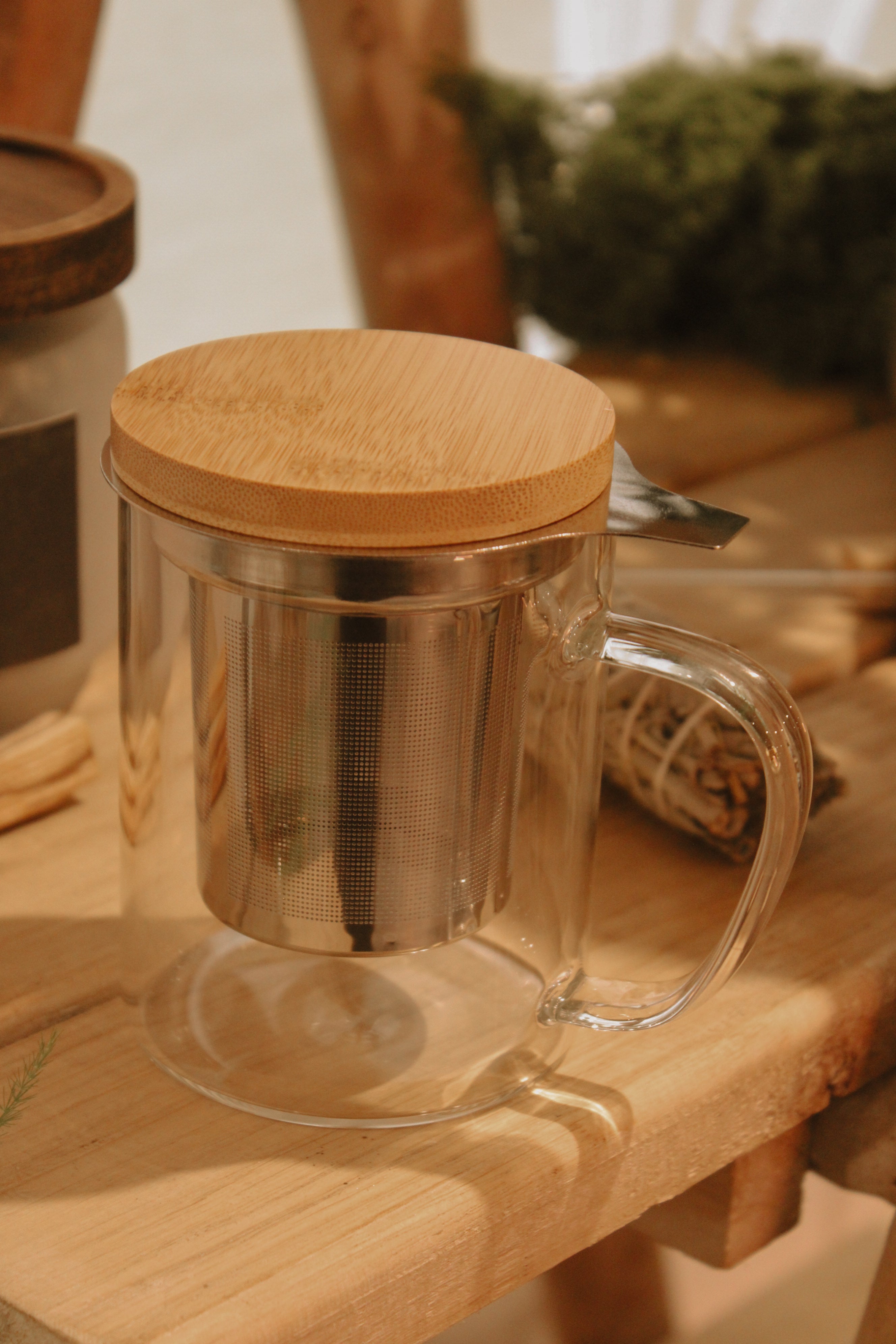 Glass Tea Mug with Wooden Lid & Strainer